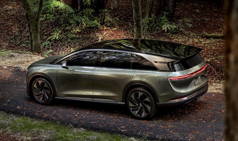 Lucid Motors’ Gravity SUV nabs 450-mile EPA range estimate