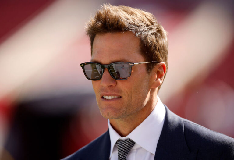 Tom Brady’s Autograph merges with digital fitness company Future